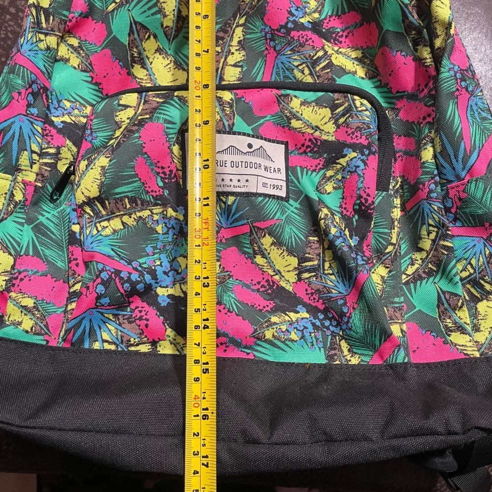 KAVU True Outdoor Wear Backpack Colorful Tropical Print Travel Bag‎ - Picture 2 of 6
